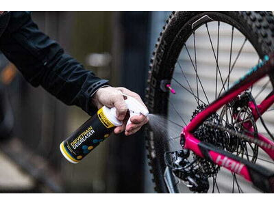 Gtechniq Bike Drivetrain Degreaser - 500ml click to zoom image