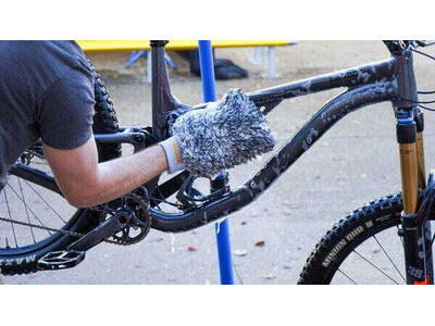 Gtechniq Bike Wash - 250ml click to zoom image